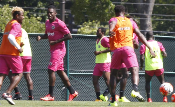 Los haitianos se esconden antes de enfrentar a Honduras