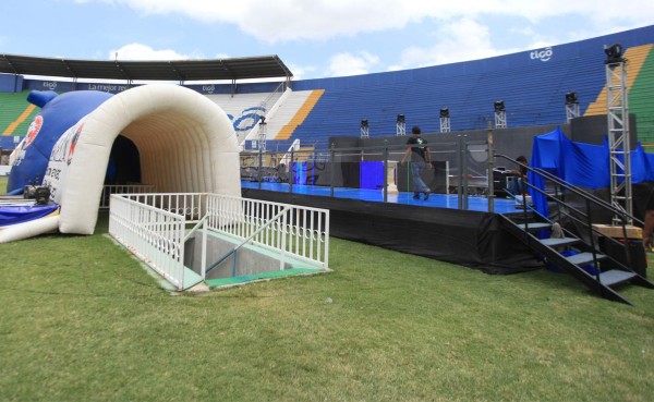 Listo el estrado donde se coronará al campeón del Clausura 2015