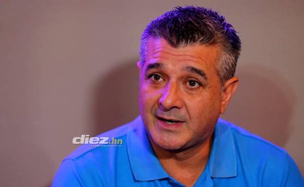 Diego Vázquez explicó el porqué más jugadores del Motagua. FOTOS: David Romero.