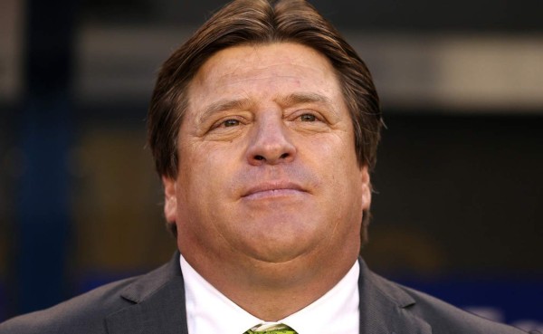 Miguel Herrera comparece ante Fiscalía por mensajes enviados el día de elecciones