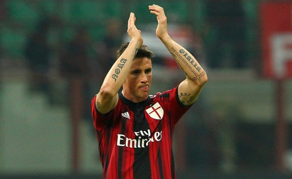 El Milan le desea buena suerte al 'Niño' Torres