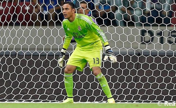 VIDEO: Keylor Navas, con buena nota en su debut con Real Madrid