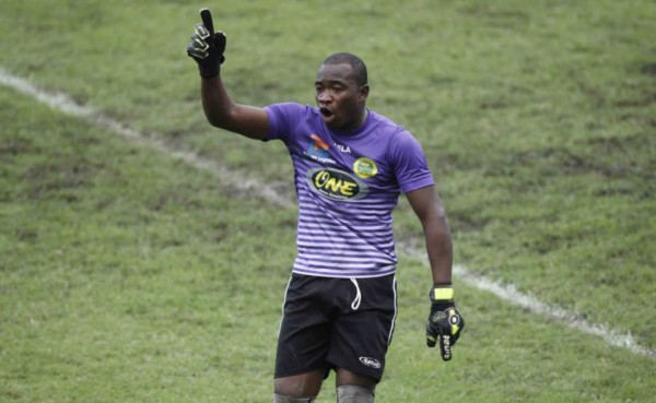 FICHAJES: Olimpia y Marathón suman una alta, Samuel Caballero regresa