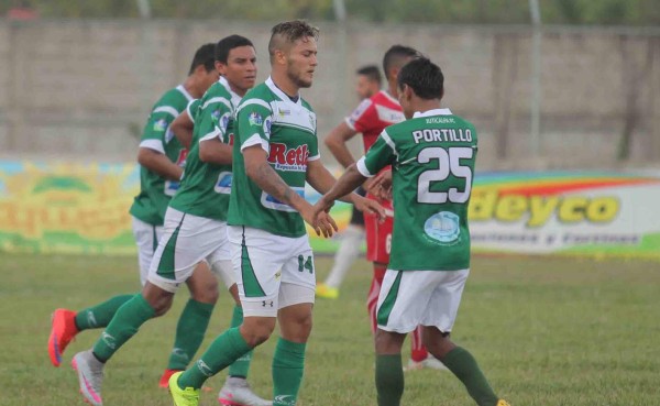 Juticalpa FC, con gol Olímpico, le pegó a Real Sociedad