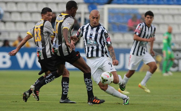 Real España ha recibido 24 goles en seis visitas a México