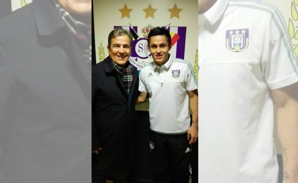 Jorge Luis Pinto observó juego de Anderelcht con Najar como titular