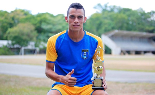 Ángel Tejeda cerca de irse a jugar a España