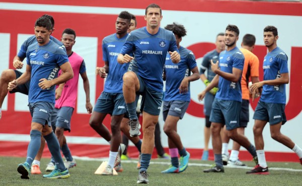 Motagua dejó plantada a la prensa por ir a ver al Real Madrid