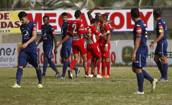 Real Sociedad doblegó a Motagua y pone un pie y medio en semifinales