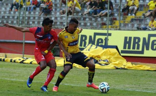 Prometedor debut de Mario Martínez en el Barcelona de Ecuador