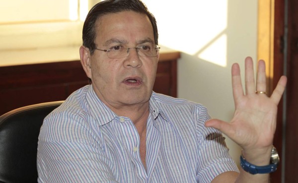 A Rafael Callejas se le permite ir a misas y hacer compras en Nueva York