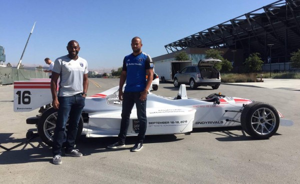 Víctor 'Muma' Bernárdez se prueba como copiloto de la IndyCar