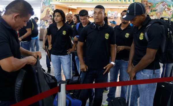 Real España vuela a Costa Rica para seguir con su preparación