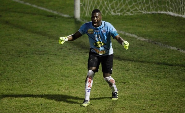 Portero John Bodden se marcha al fútbol de Paraguay