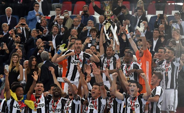 Juventus le gana la Copa Italia al Milan en la prórroga