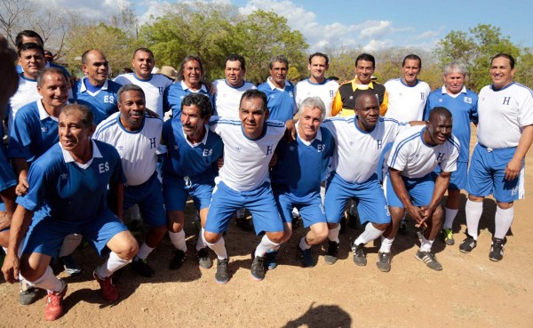 Exmundialistas del 82 de Honduras y El Salvador ven favorita a la Bicolor
