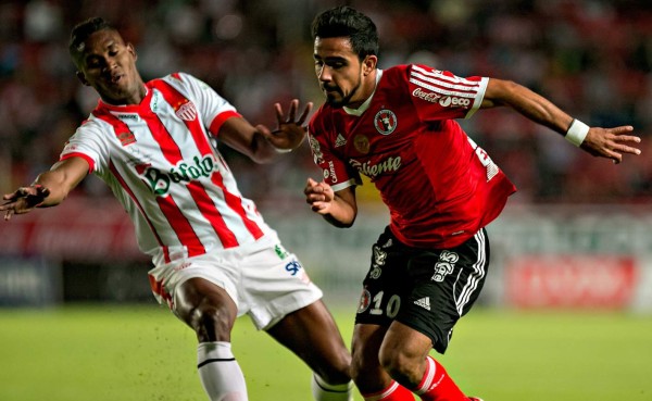 Hondureño Brayan Beckeles destaca en el once de la jornada 12 del fútbol mexicano