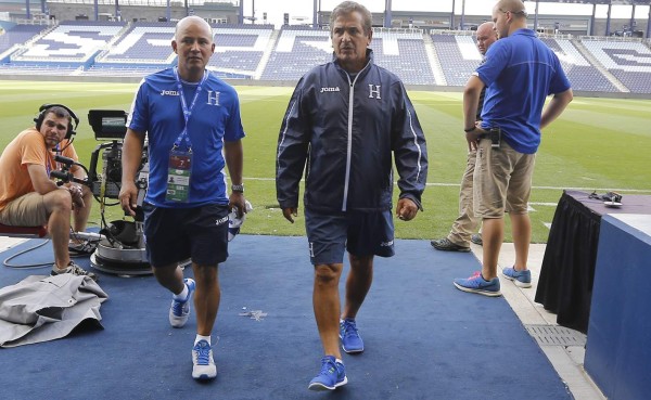 Confirmado: Pinto anuncia que jugará con dos hombres en ataque