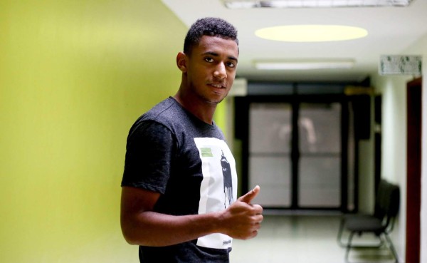 Anthony 'Choco' Lozano a DIEZ: 'Sí, tengo un permiso especial'