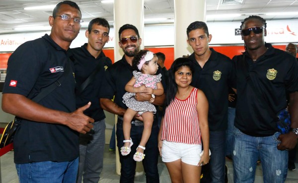 Real España vuela a Costa Rica para seguir con su preparación