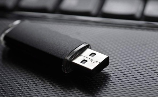 Hacen público el código de la peor vulnerabilidad que afecta a las memorias USB
