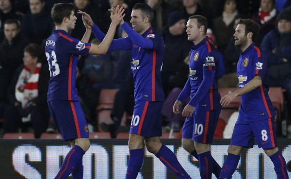 Manchester United se impone al Southampton y sube al tercer puesto