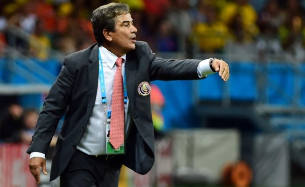 Jorge Luis Pinto pelea un premio millonario en Costa Rica