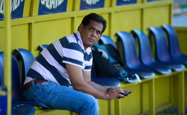 Rolin Peña: 'Es casi imposible traer a Costly a Marathón'