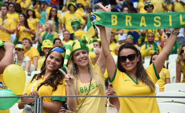 Ambiente en partido Brasil Mexico