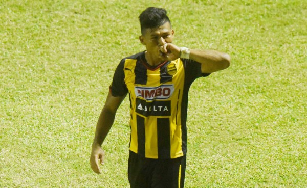 'Chino' López: 'Los goles hay que recibirlos con humildad'