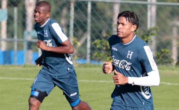 Costly entrenó normalmente con la Selección de Honduras