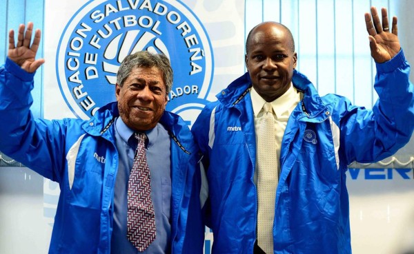 Según ESPN, Primi Maradiaga aún no firma contrato con El Salvador