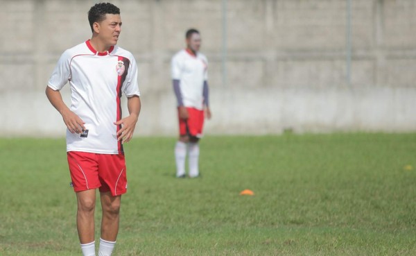 César 'Puñal' Zelaya: 'Regreso por mi revancha'