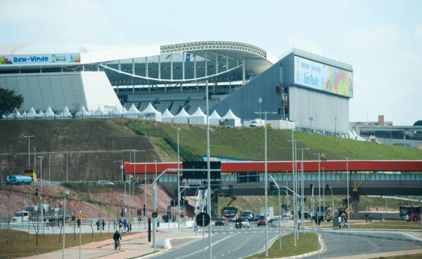 Torcedores brasileños ya tienen en ambiente el arranque del Mundial