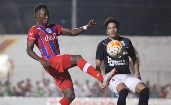 Alberth Elis es baja ante el Honduras Progreso por lesión