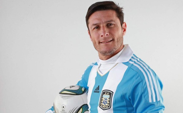 Roban auto a Javier Zanetti en Argentina