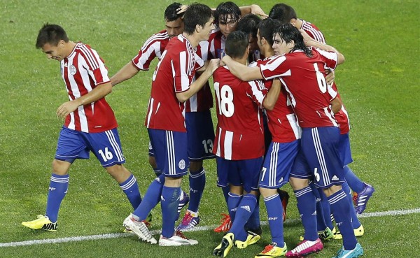 Francia iguala con Paraguay en Niza y deja dudas