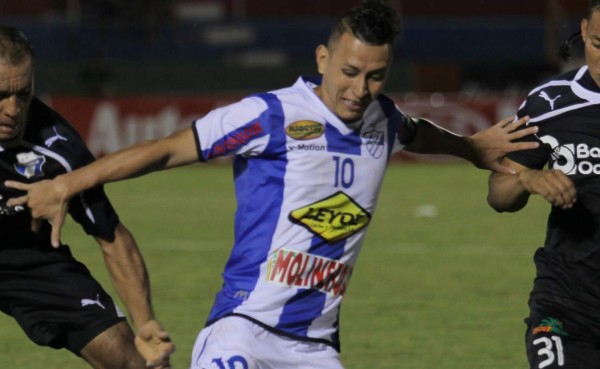 Erick Andino, sobre su convocatoria: 'Mi esposa y mi madre me dieron la noticia'