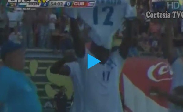 VIDEO: Alberth Elis realiza su homenaje personal al fallecido Arnold Peralta