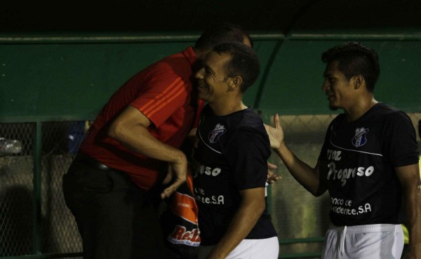 Isaula iguala el récord de Rony Morales en más partidos en Liga Nacional