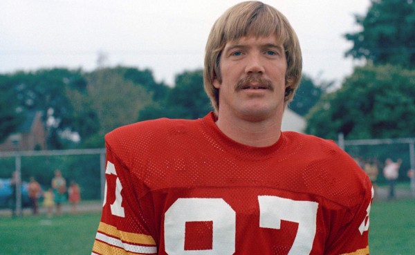 Los deportistas y famosos que contrajeron Sida