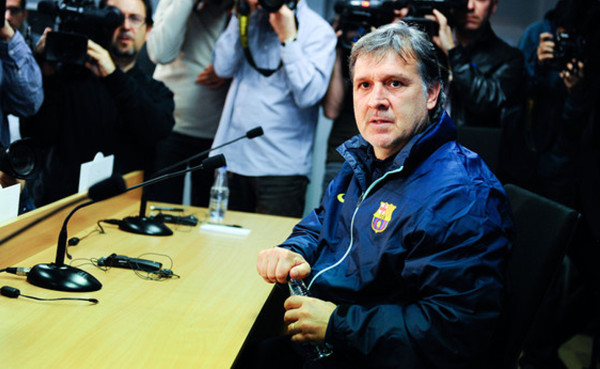 Barcelona desmiente salida del Tata Martino