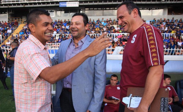 Jeaustin Campos, DT de Saprissa: 'Sería un honor despedir a Amado Guevara'