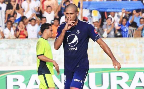 Eddie Hernández: 'A Donis es más difícil de anotarle'