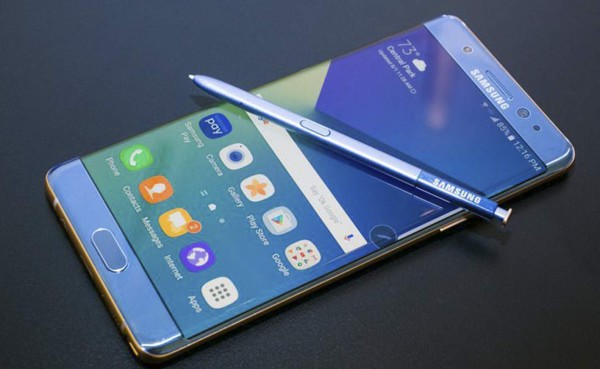 Samsung no sale de la crisis provocada por las baterías explosivas