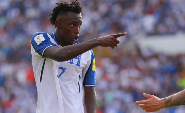 El hondureño Alberth Elis entre los sobresalientes de Concacaf del 2017