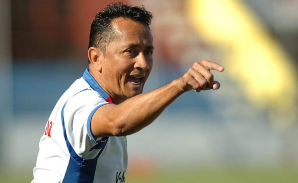 Jorge Pineda: 'El árbitro que pitó el clásico es fracasado'