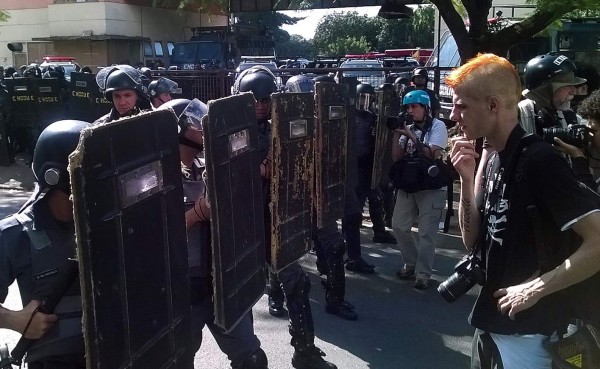 Dos periodistas heridos en las afueras de la Arena Corinthians antes de la inauguración