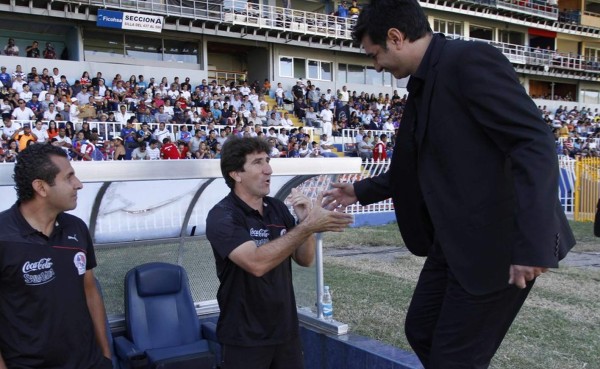 Técnicos argentinos igualarán récord de uruguayos en Honduras