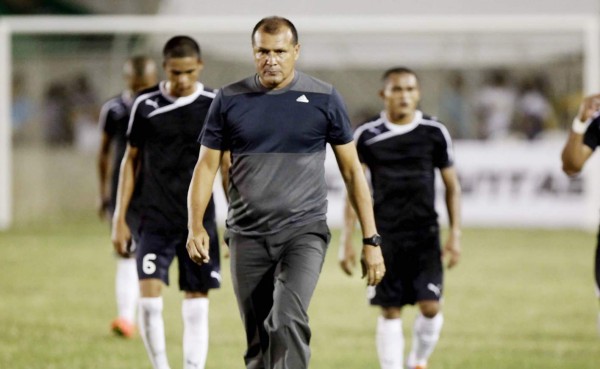 Wilmer Cruz: 'Me gustaría que los técnicos vengan y nos den los méritos'